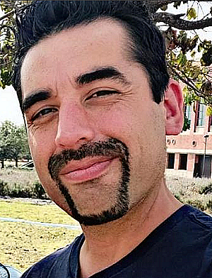 Profile photo for Alejandro Humacata