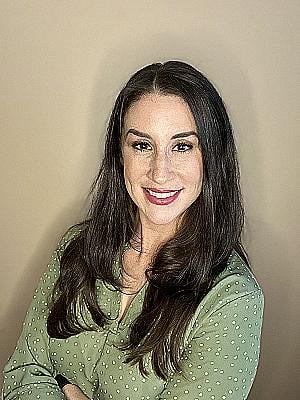 Profile photo for Hailey Green