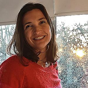 Profile photo for Melina Serra