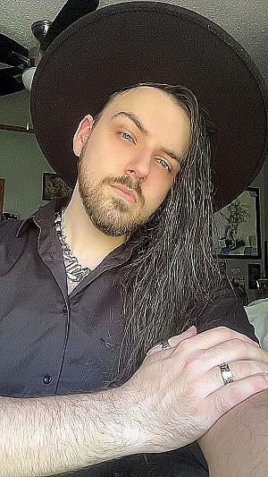 Profile photo for Tristan Divine