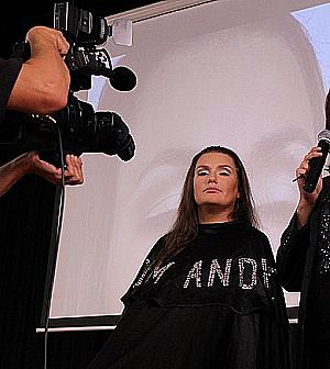 Profile photo for Tati Alex