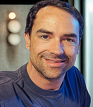 Profile photo for Dave Evans Australian Voiceover