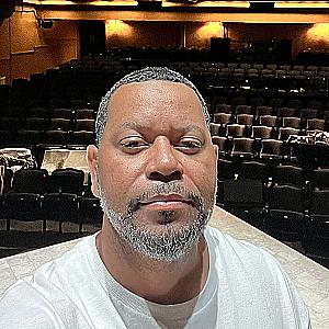 Profile photo for Damian D Lewis