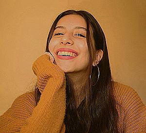 Profile photo for Luciana Yervoni