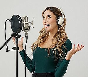 Profile photo for Lisa Suliteanu