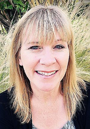 Profile photo for Kate Dickinson