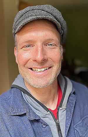 Profile photo for Hovey Grosvenor