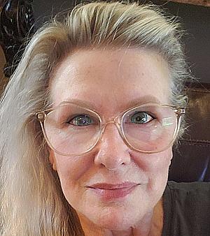 Profile photo for Leslye L Bishop