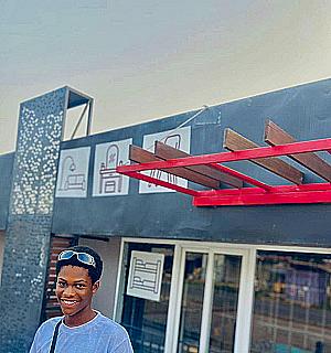 Profile photo for Sunday Mills