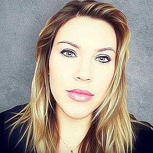 Profile photo for Stephanie Romanski