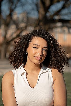 Profile photo for Amandine Merlin