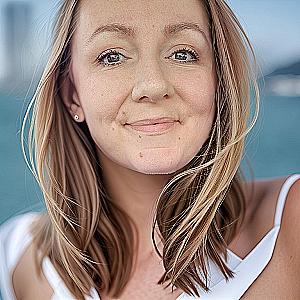 Profile photo for Kelli Shoemaker