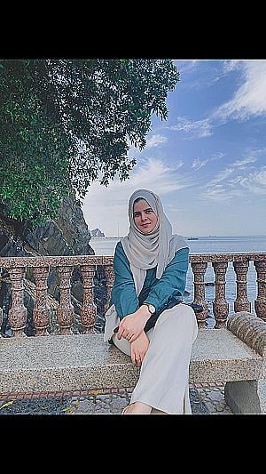 Profile photo for zaibee zaibee