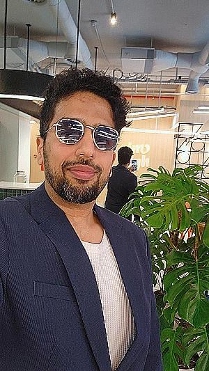 Profile photo for Elia Zaidi