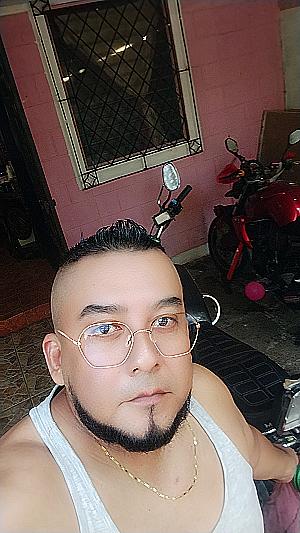 Profile photo for Oswaldo cuellar