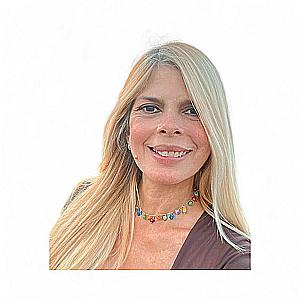 Profile photo for LoliJane Correa