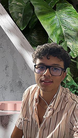 Profile photo for Yanis Arènes