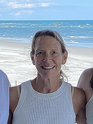 Profile photo for Suzanne Weintraub