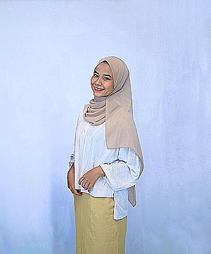 Profile photo for Alya marwah
