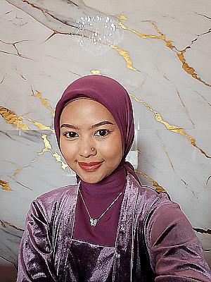 Profile photo for Rina Silviani