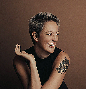 Profile photo for HELEN STARK