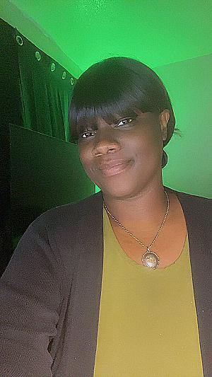 Profile photo for Nina Thomas