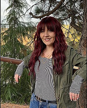 Profile photo for Gracianna Laurita