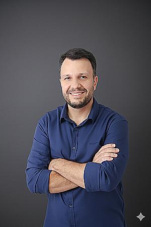 Profile photo for Júnior Fonseca