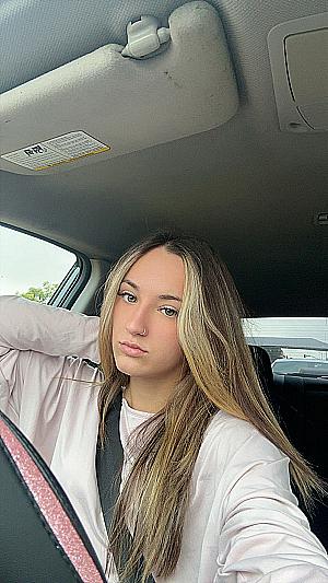 Profile photo for Molly may hicks