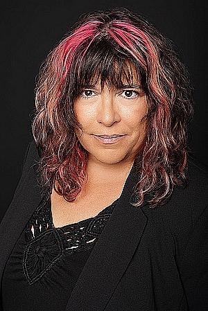 Profile photo for Dawn Ward Lau