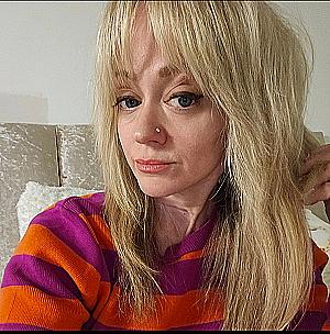 Profile photo for Lesley Johnson