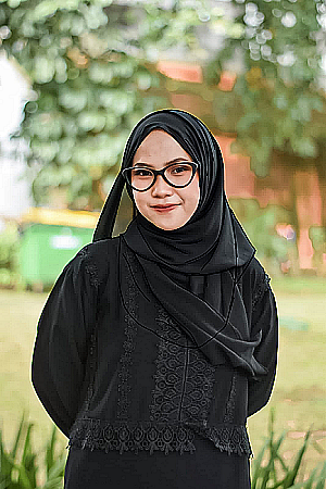 Profile photo for FADIA NISA APRILLIANI SHOLIHAT
