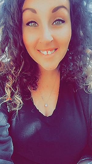 Profile photo for Courtney Chamlee