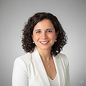 Profile photo for Gina Aronne