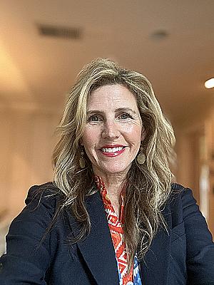 Profile photo for Julie LaLance