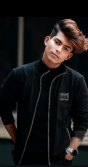 Profile photo for Shashank Raj