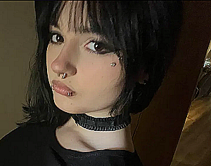 Profile photo for mari walker