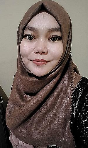 Profile photo for Indry Astuti