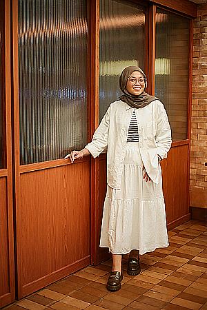 Profile photo for Indira Azzahra