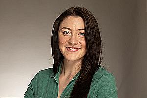 Profile photo for Ella Michaels