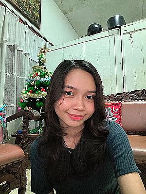 Profile photo for Laurensia Sherly