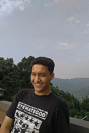 Profile photo for Akmal Amrullah