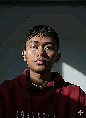 Profile photo for Danil Raihan