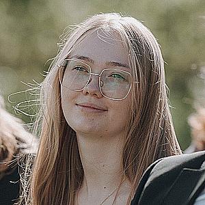 Profile photo for Maria Lowe