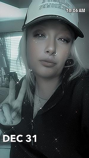 Profile photo for Nikki Detwiler