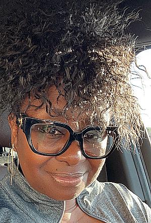 Profile photo for Bernadette Holder