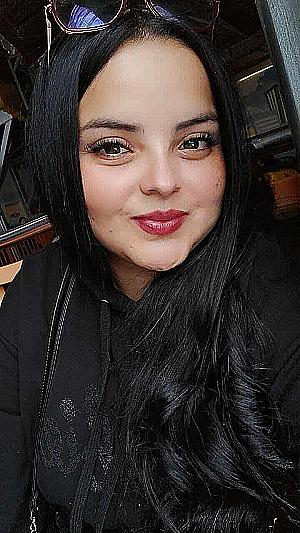 Profile photo for jenny paola holguin pinzon