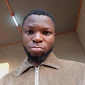 Profile photo for Victor Olaitan