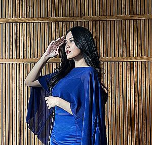 Profile photo for Elle Lim