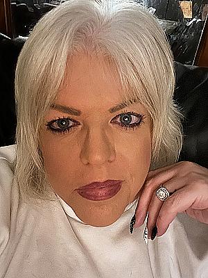 Profile photo for Justine May